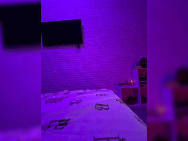 sweetkira25 live webcam show