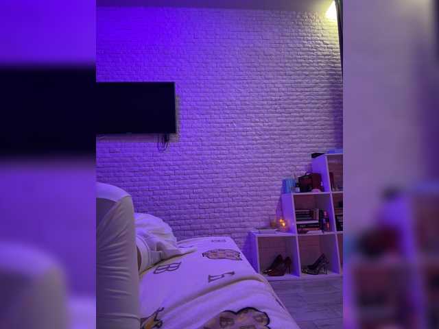 sweetkira25 live webcam show
