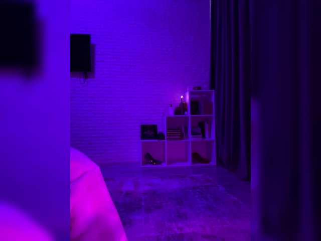 sweetkira25 live cam on BongaCams