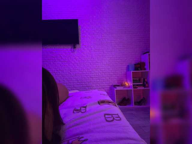 sweetkira25 live webcam show
