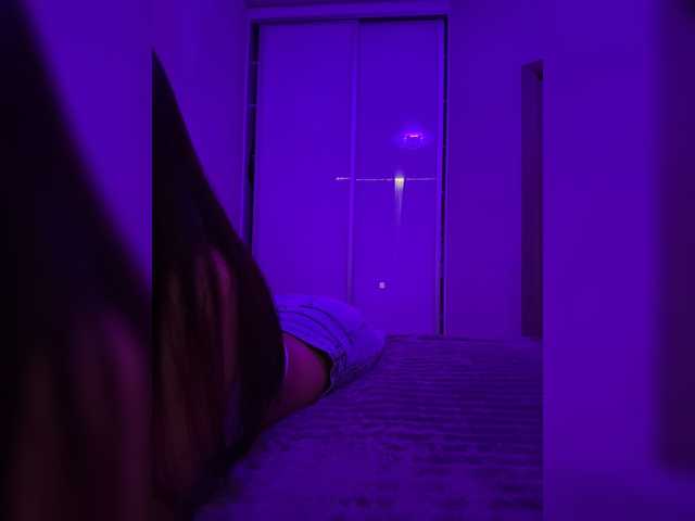 sweetkira25 live cam on BongaCams