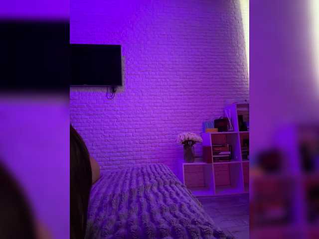 sweetkira25 live cam on BongaCams