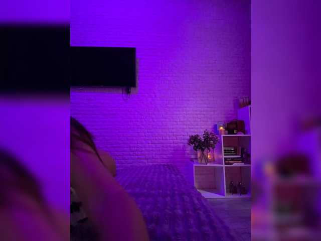 sweetkira25 live cam on BongaCams