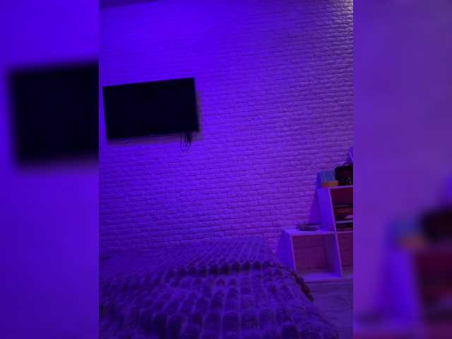 sweetkira25 live cam on BongaCams