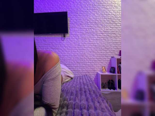 sweetkira25's BongaCams show and profile