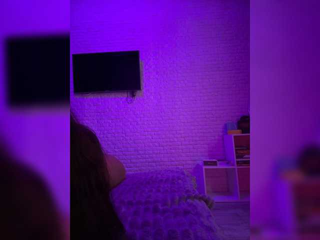 sweetkira25 live cam on BongaCams