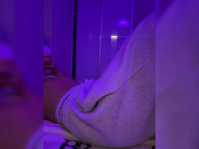 sweetkira25 live cam on BongaCams