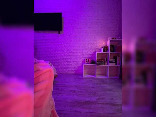 sweetkira25 live cam on BongaCams
