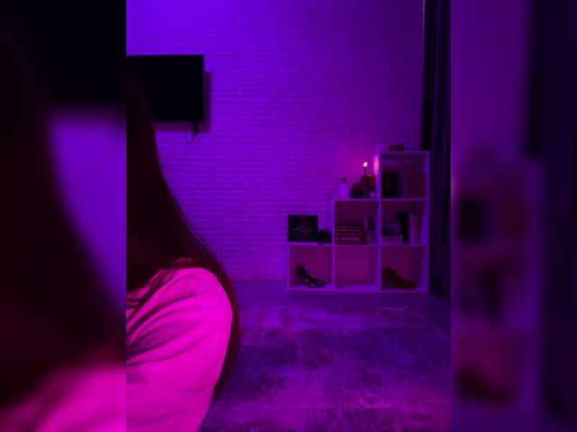 sweetkira25 live cam on BongaCams