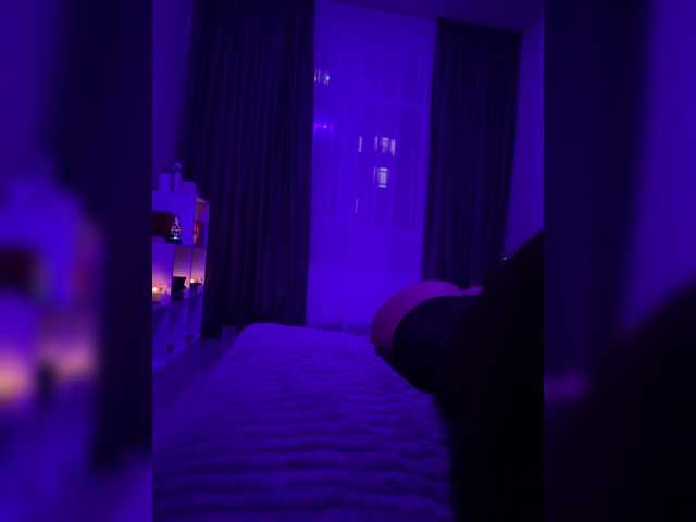 sweetkira25 live cam on BongaCams