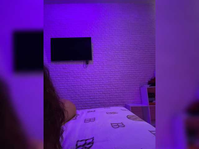 sweetkira25 live cam on BongaCams