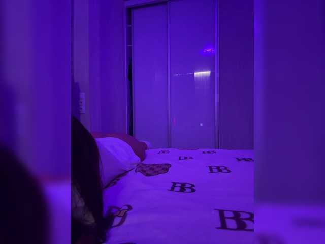 sweetkira25 live cam on BongaCams