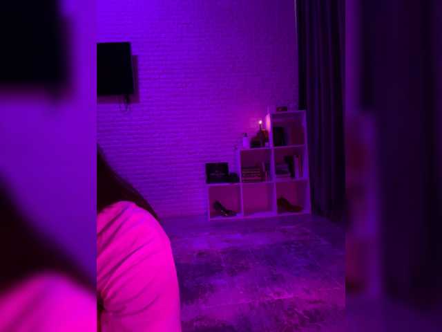 sweetkira25 live cam on BongaCams