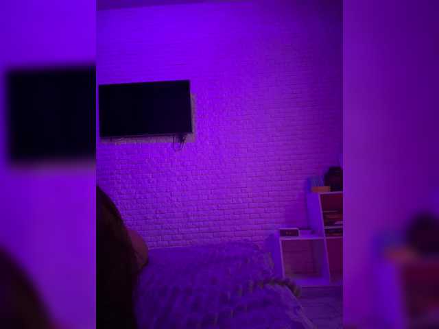 sweetkira25 live cam on BongaCams