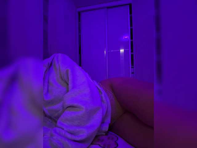 sweetkira25 en vivo en BongaCams