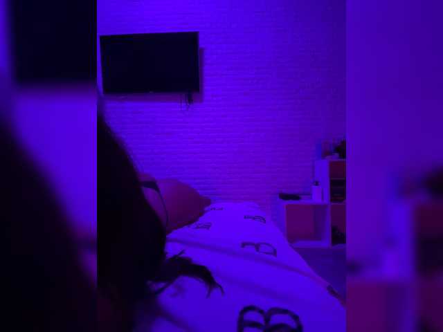 sweetkira25 live cam on BongaCams