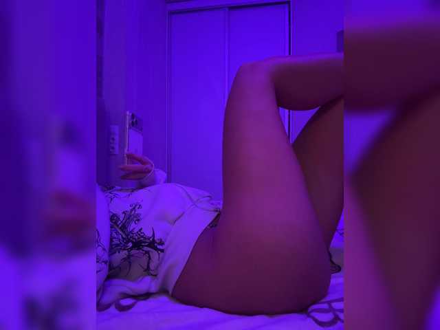 sweetkira25 live cam on BongaCams