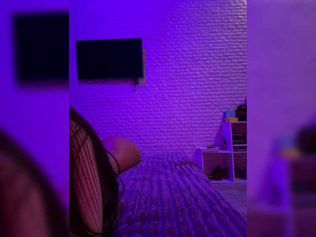 sweetkira25 live cam on BongaCams