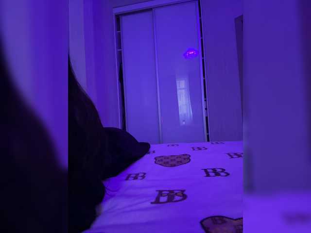sweetkira25 live cam on BongaCams