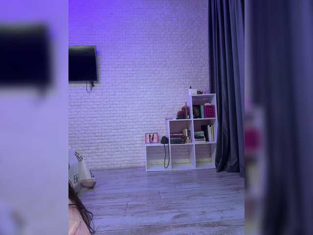 sweetkira25 live cam on BongaCams