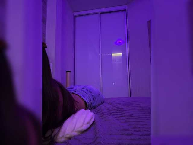 sweetkira25 live cam on BongaCams