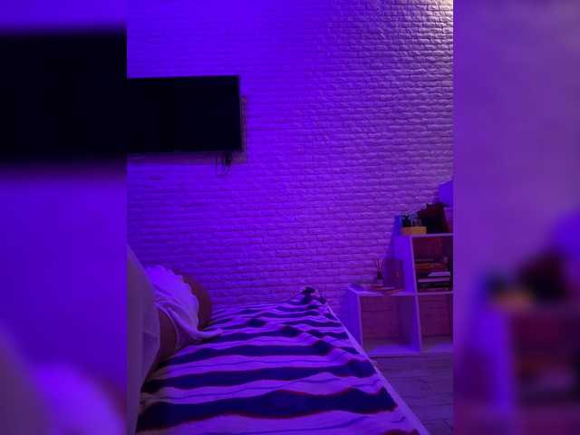 sweetkira25 live cam on BongaCams