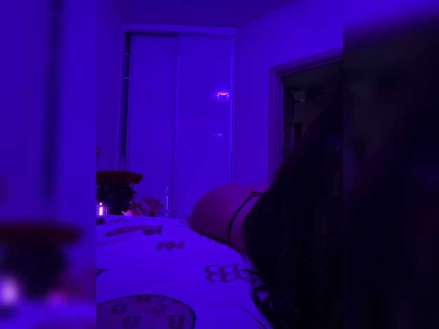 sweetkira25 live cam on BongaCams