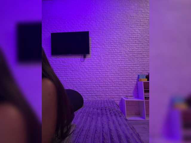 sweetkira25 live cam on BongaCams