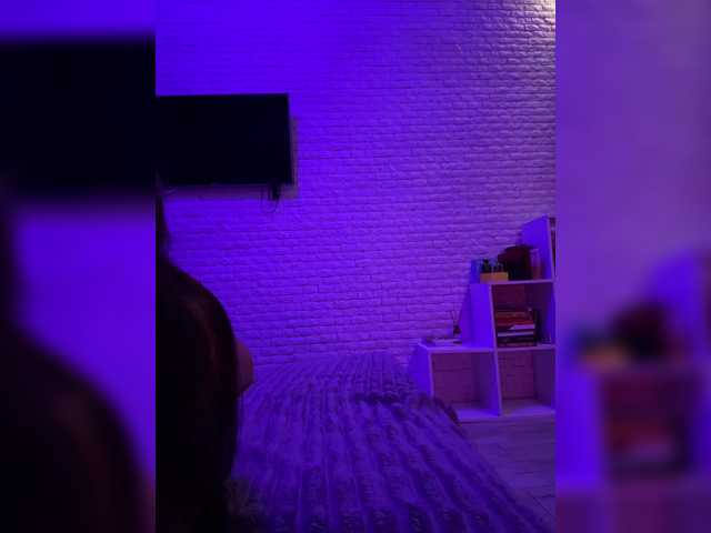 sweetkira25 live cam on BongaCams