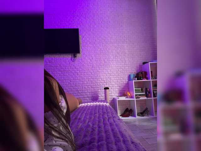 sweetkira25 live webcam show