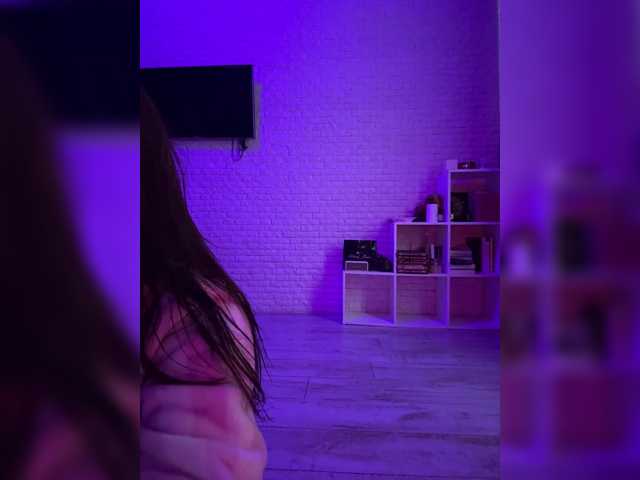 sweetkira25 live cam on BongaCams
