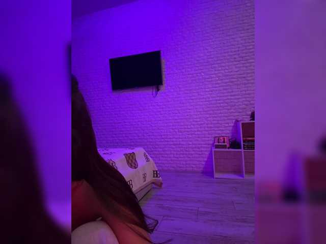sweetkira25 live cam on BongaCams
