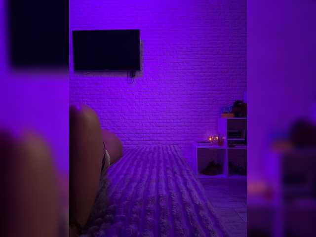 sweetkira25 live webcam show