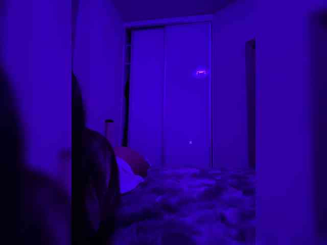 sweetkira25's webcam live show