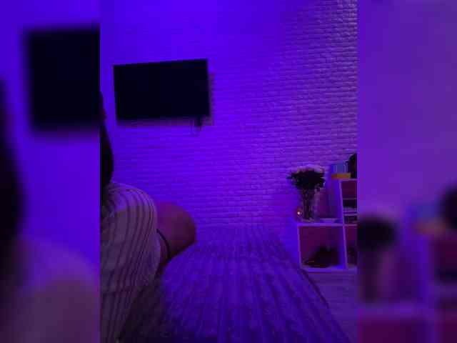 sweetkira25 Live Webcam on BongaCams