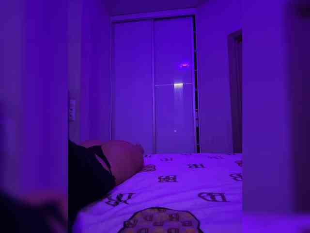 Sweetkira25