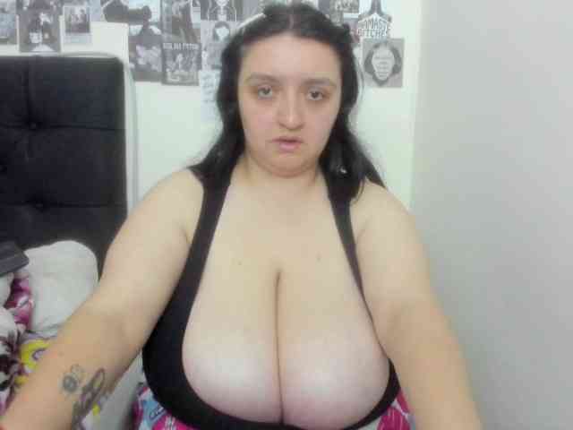 maliihott4u webcam