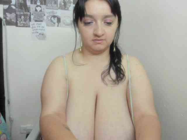 maliihott4u webcam
