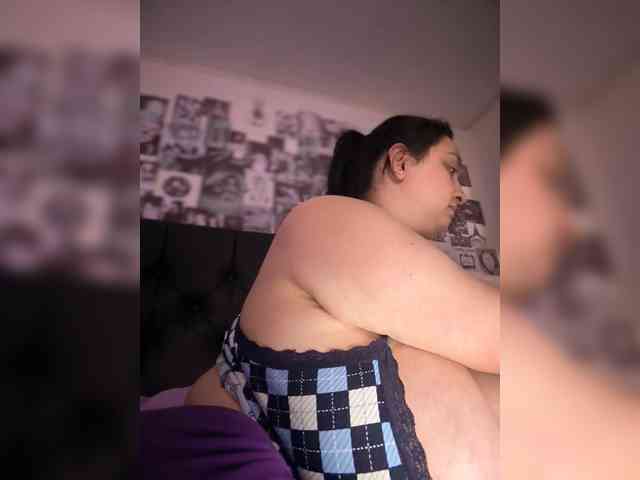 maliihott4u webcam