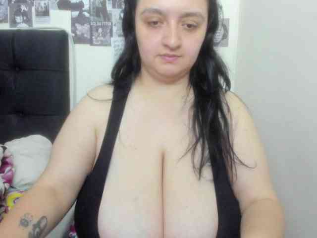 maliihott4u webcam