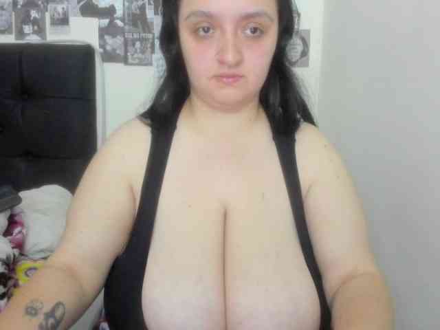 maliihott4u webcam