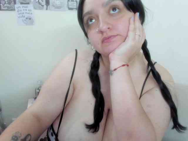 maliihott4u webcam