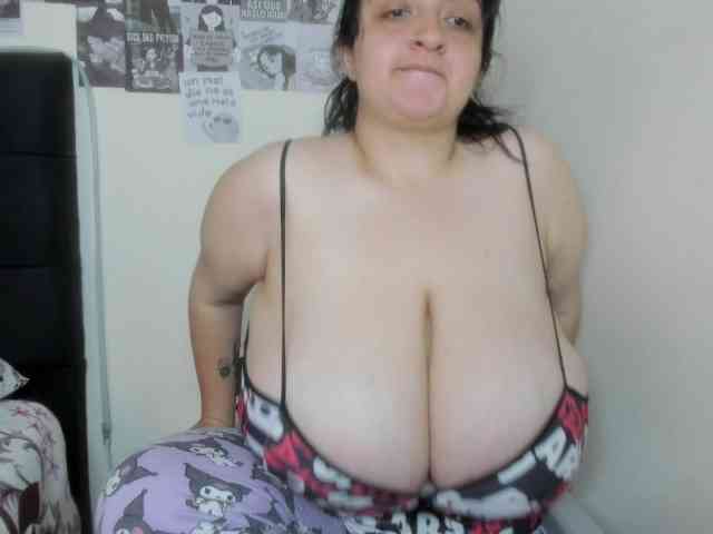 maliihott4u webcam