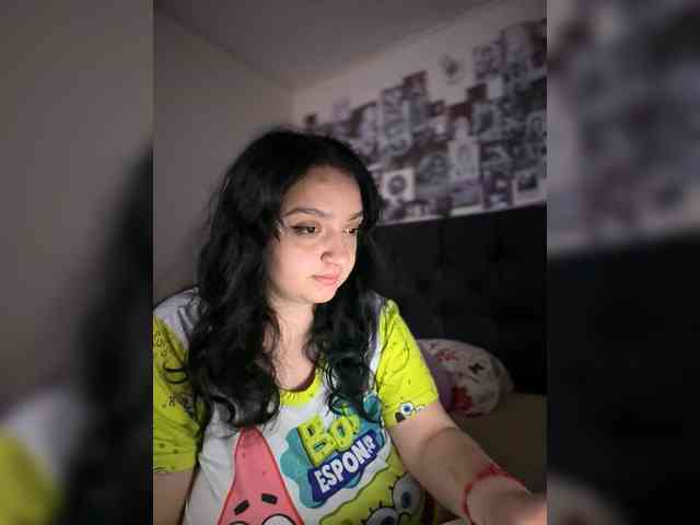 Modelo: maliihott4u