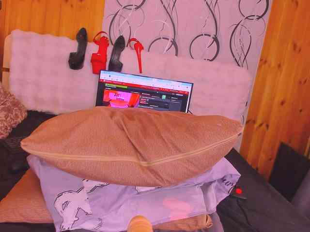 888SaKuRa888 webcam