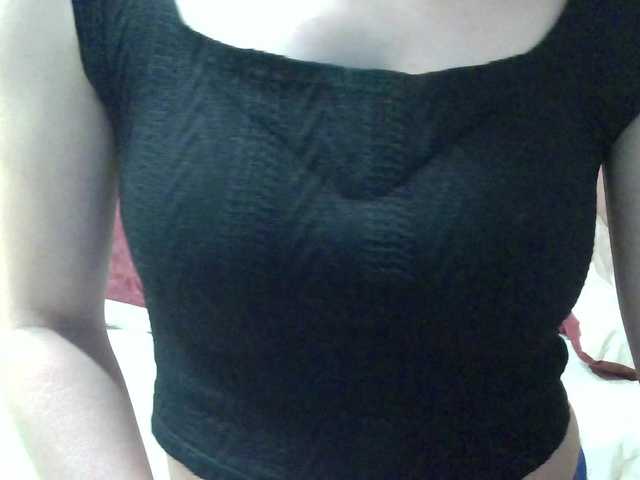 flavorsofy's BongaCams show and profile