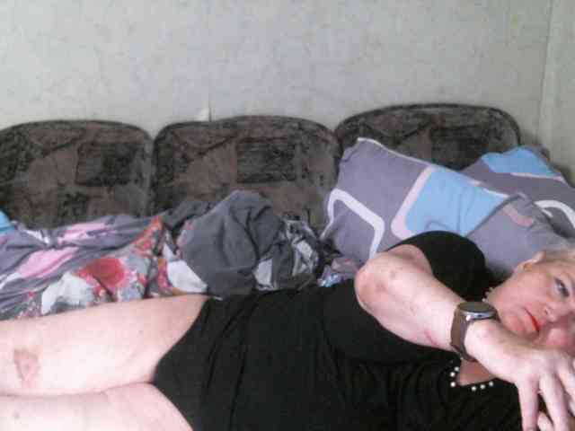 Lana0005's cam show statistics and live stream