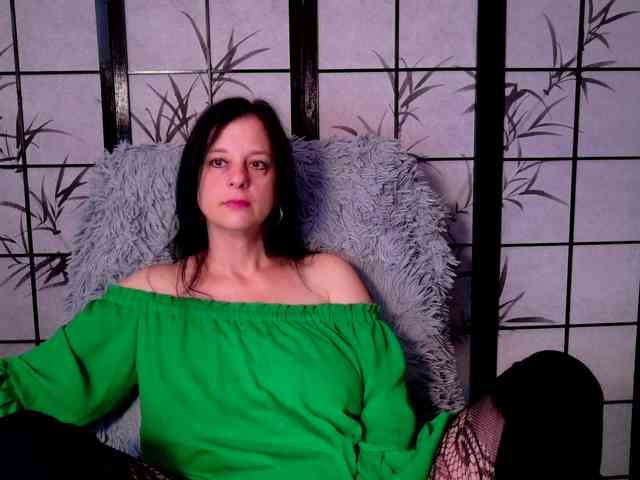 SweetLongLips webcam