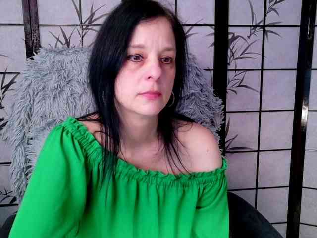 SweetLongLips webcam