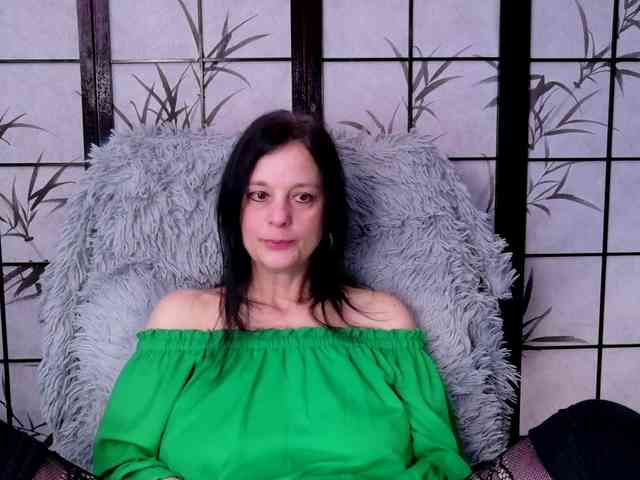 SweetLongLips webcam